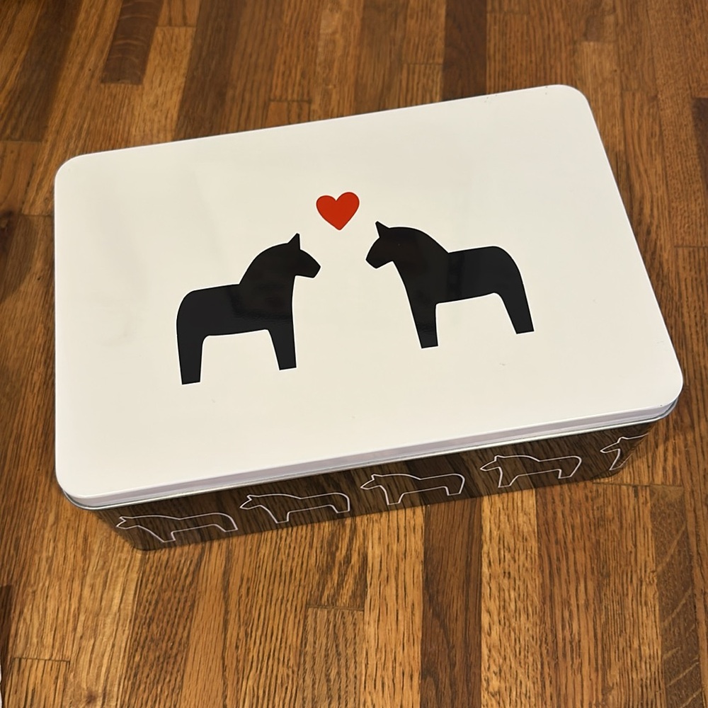 IKEA Dala horse tin